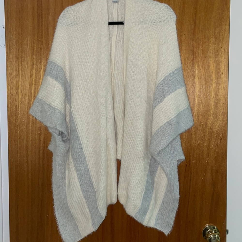 Cream Shawl